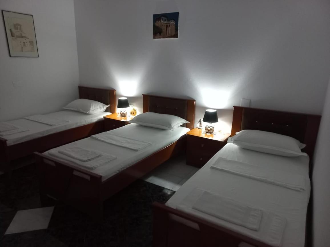 Guest House Bumbli Berat Buitenkant foto