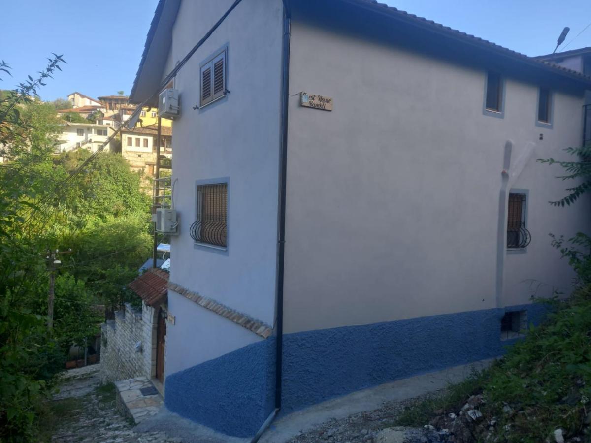 Guest House Bumbli Berat Buitenkant foto