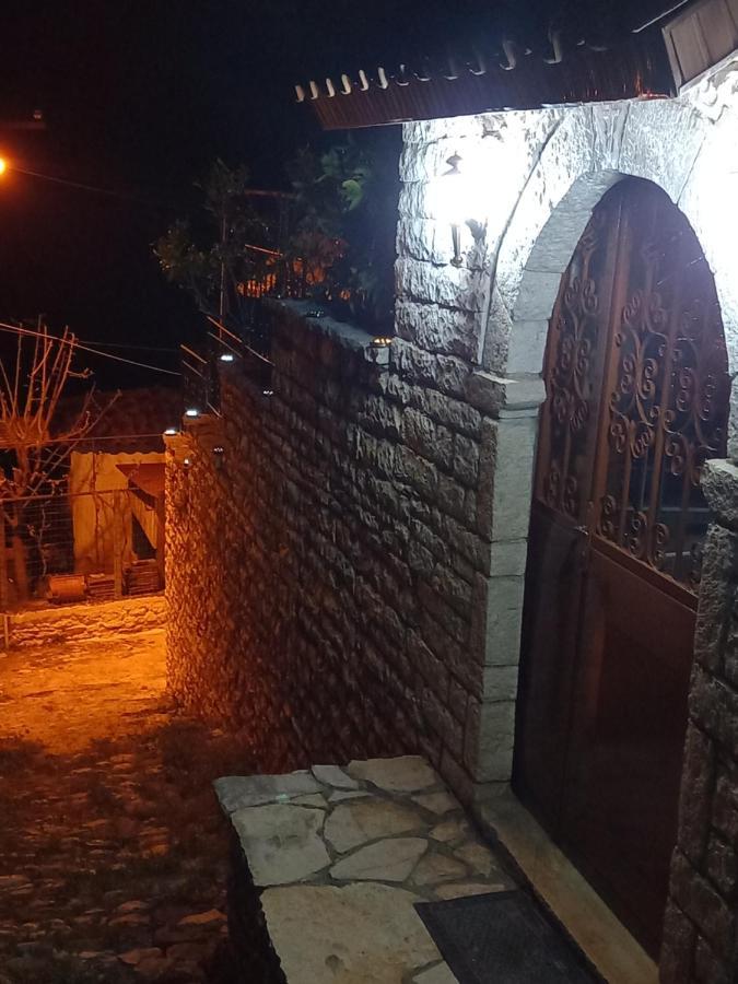 Guest House Bumbli Berat Kamer foto