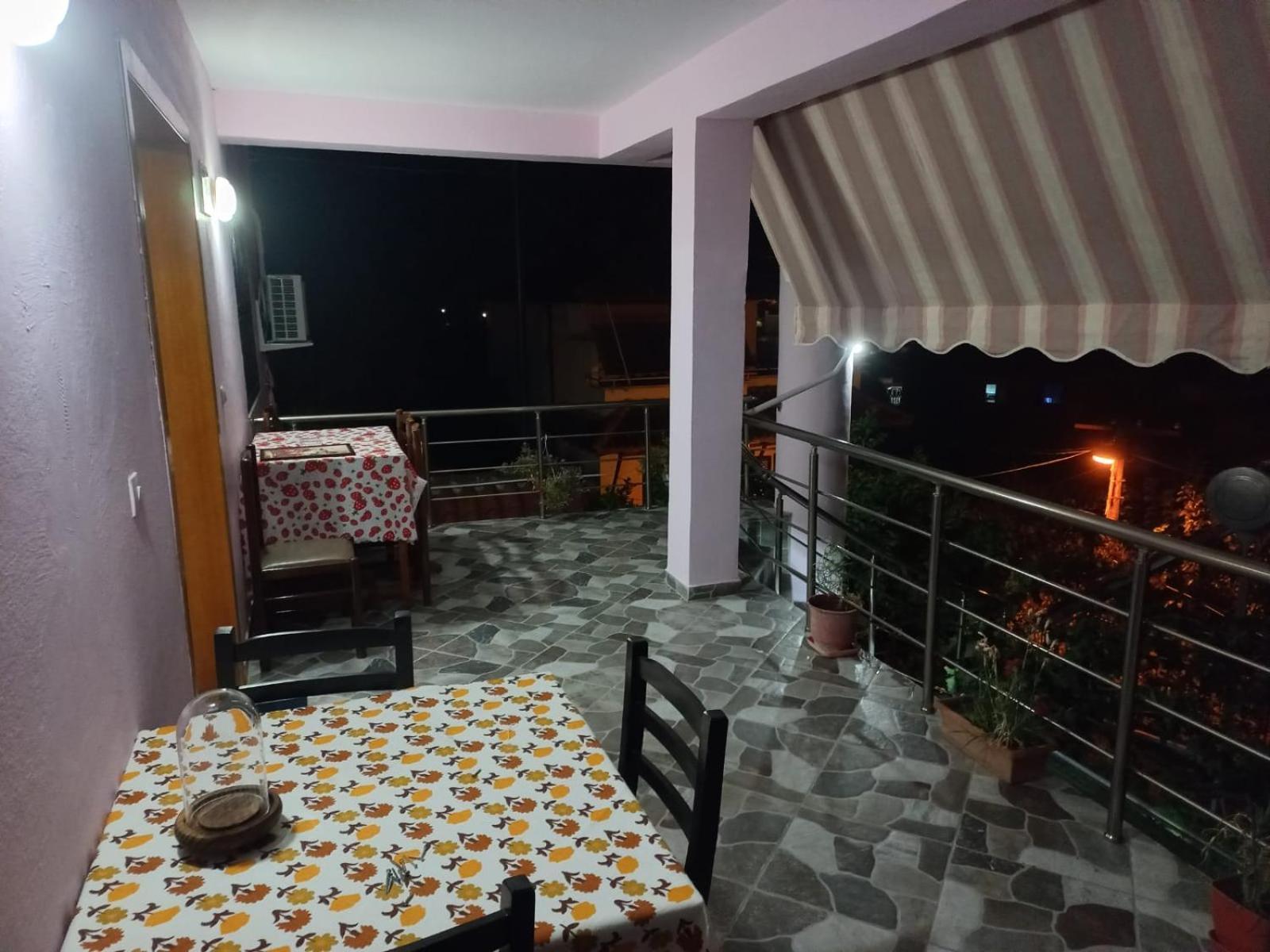 Guest House Bumbli Berat Kamer foto